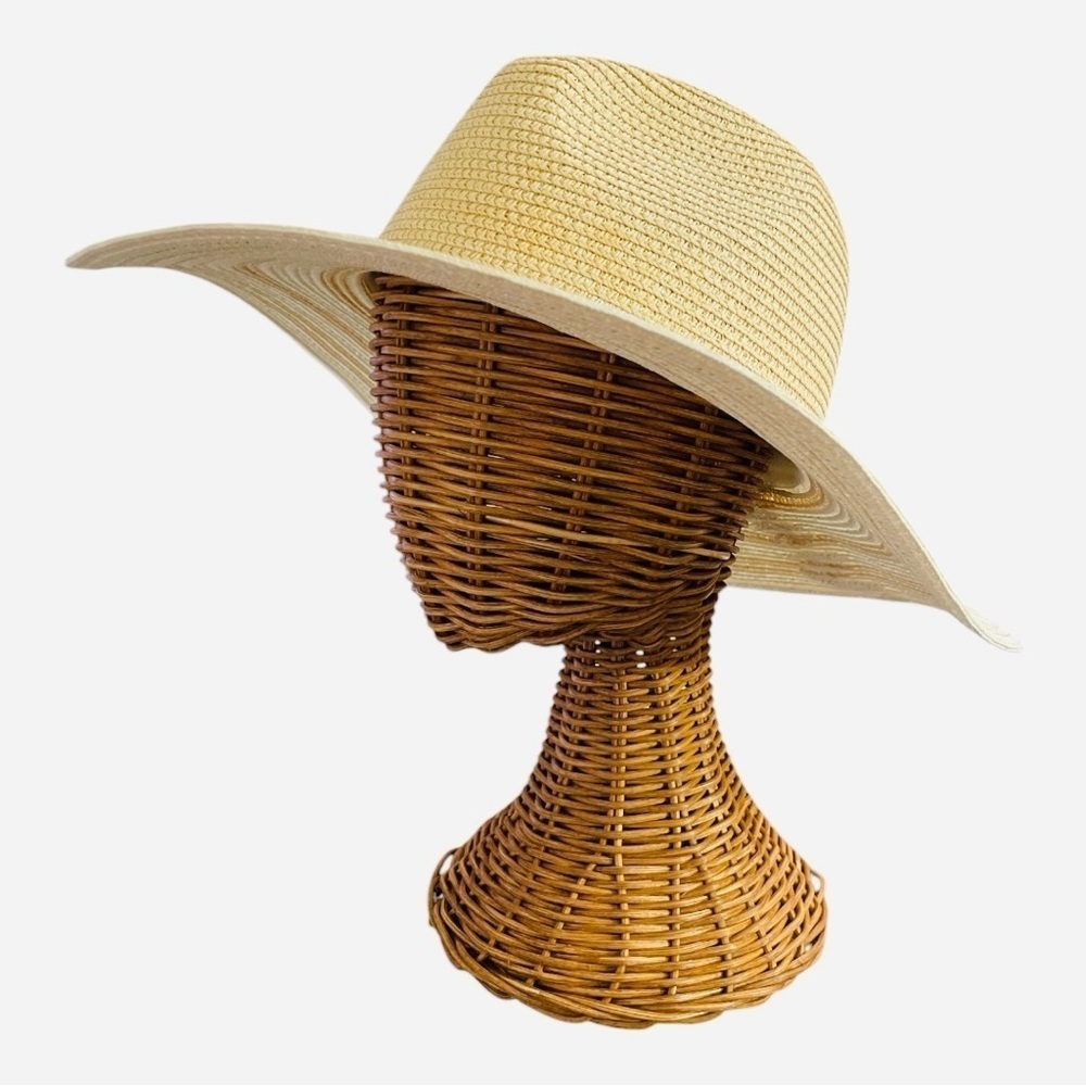 MAGID HATS Women's White
Striped sun hat ONE SIZE, Summer, Beach, picnic - Picture 2 of 13